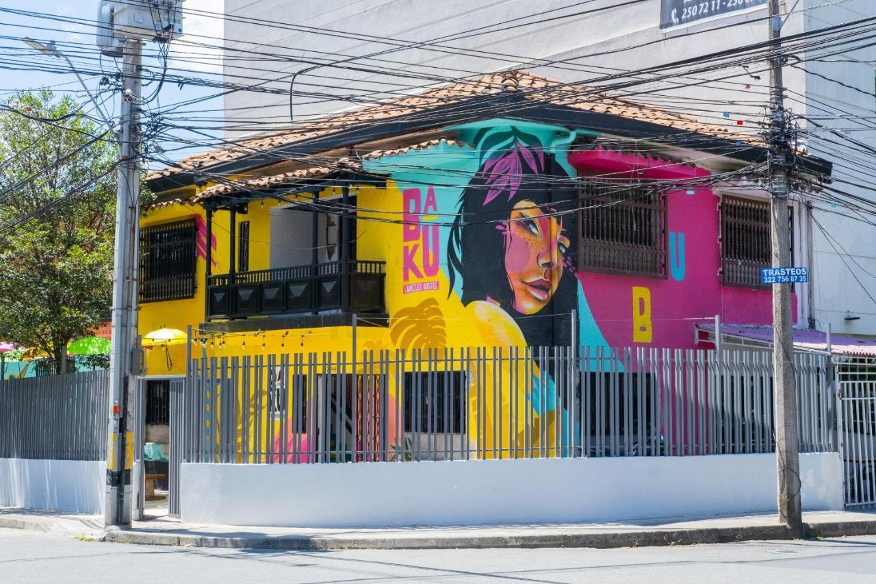 Baku Laureles Hostel Medellín Exterior foto
